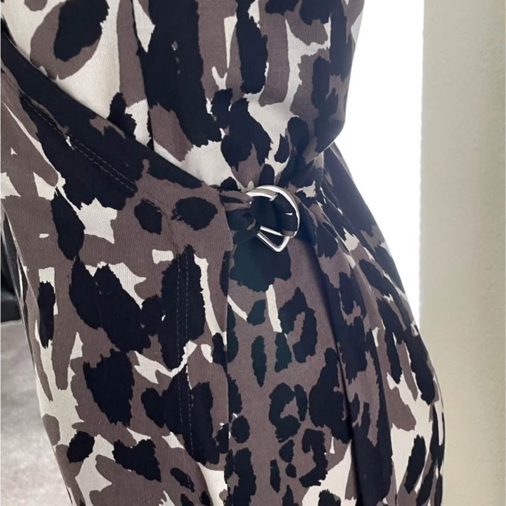 Banana Republic Elegant Black and Cream Patterned Dress (L) - Picture 5 of 12